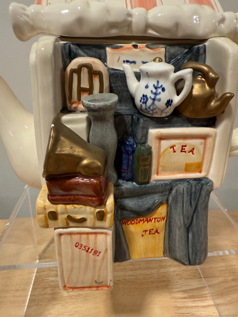 Vintage Seymour Mann Tea Store Teapot Unique and Whimsical Theme JL